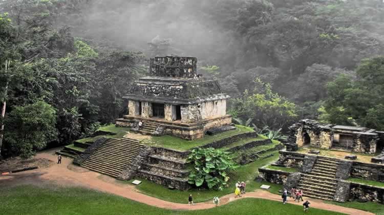 ine de PALENQUE